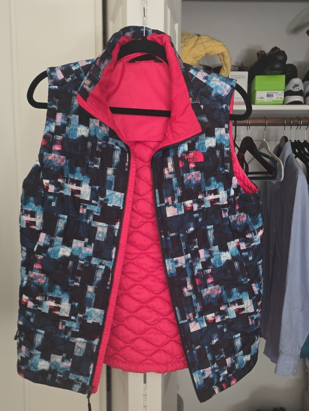 The North Face Reversible Quilted Vest - Black, Pink & Blue Print